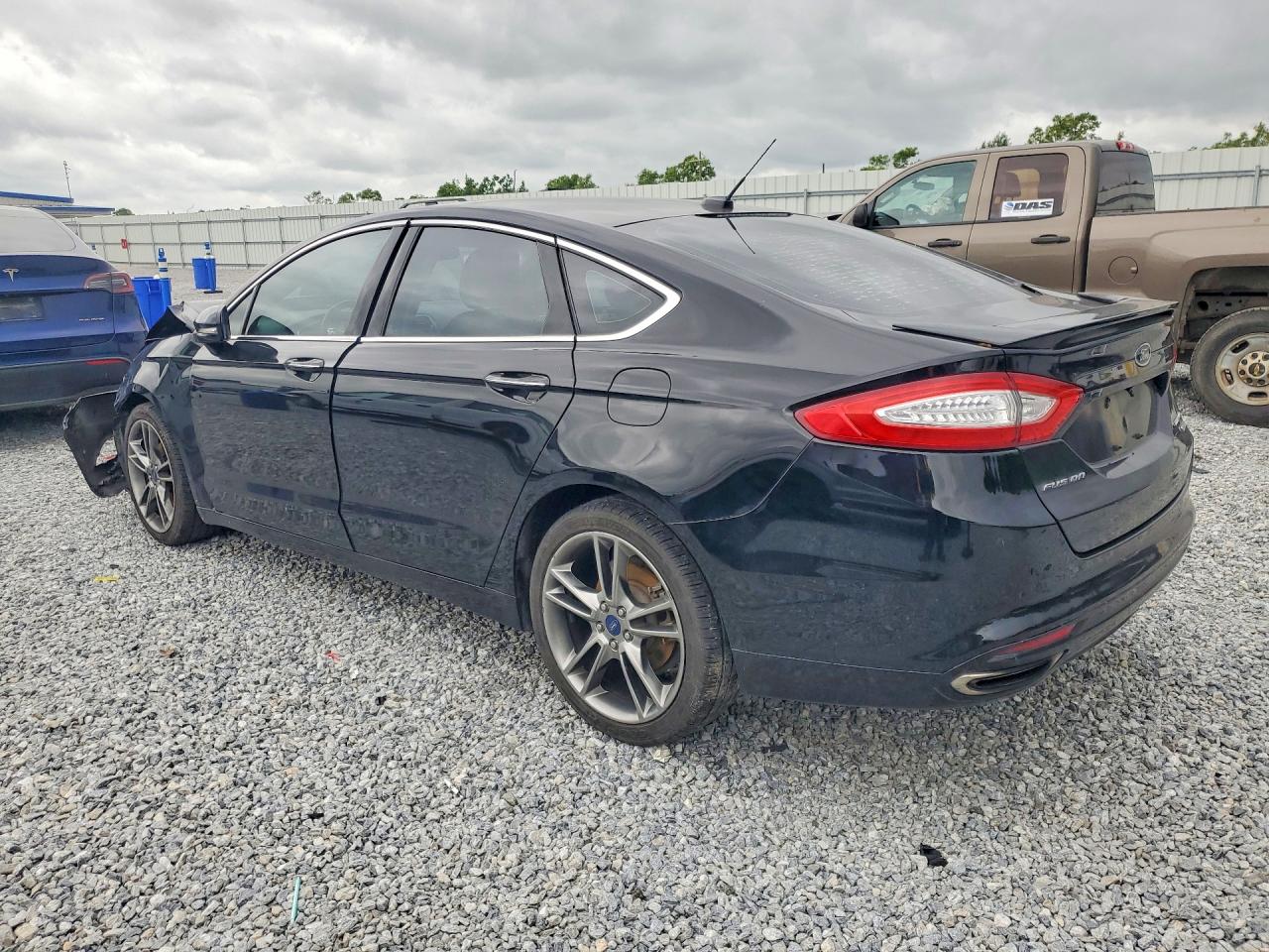 FORD FUSION 2016 — 3