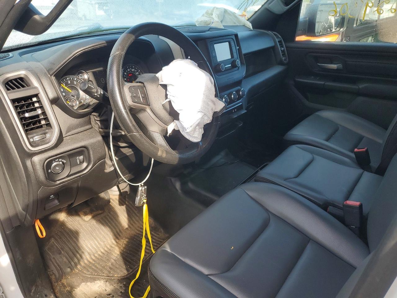 RAM 1500 2021 — 9