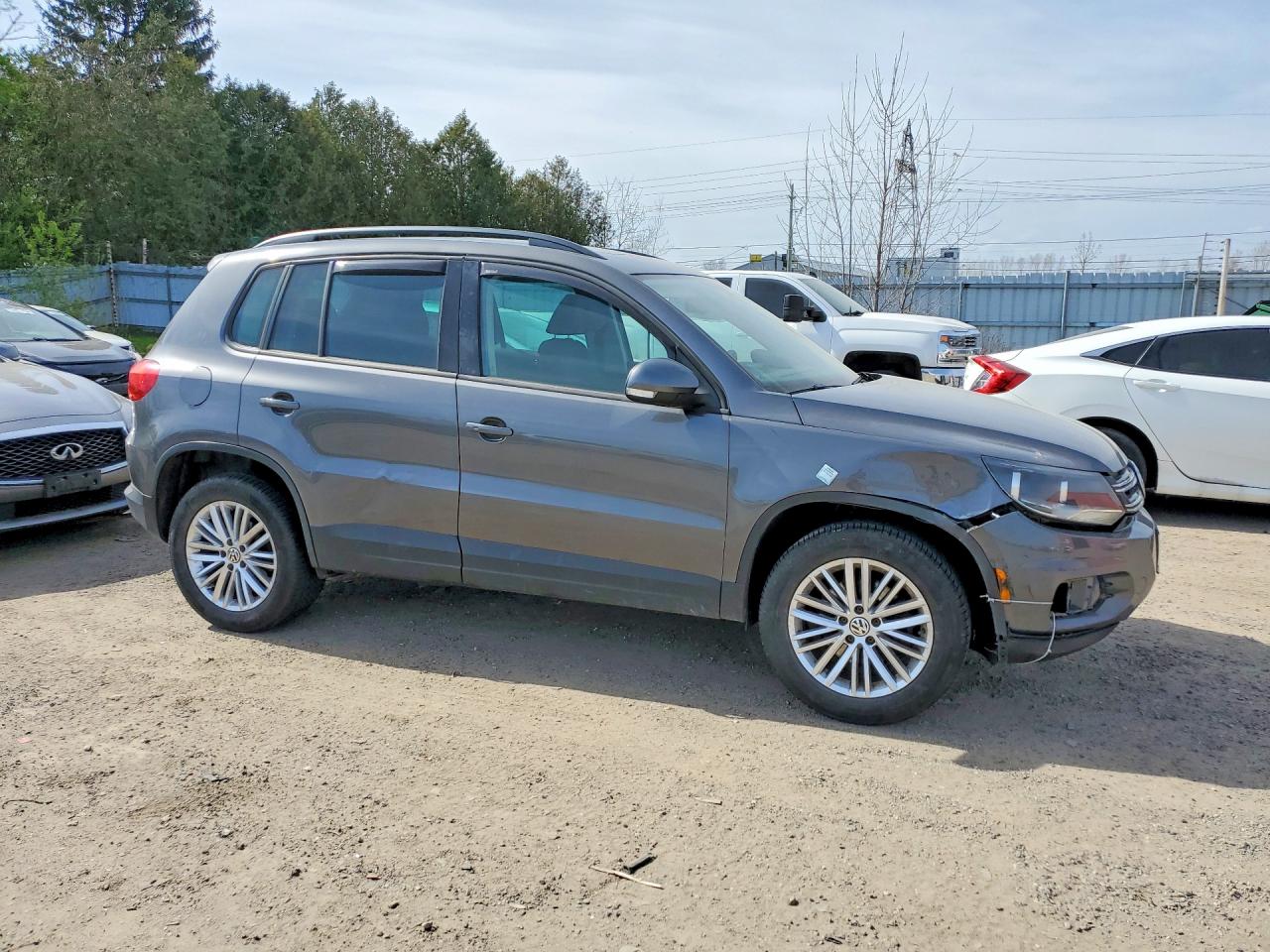 VOLKSWAGEN TIGUAN 2015 — 5