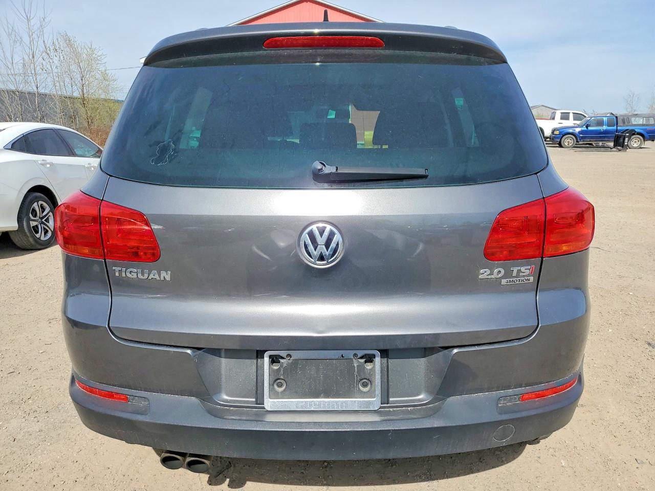 VOLKSWAGEN TIGUAN 2015 — 7