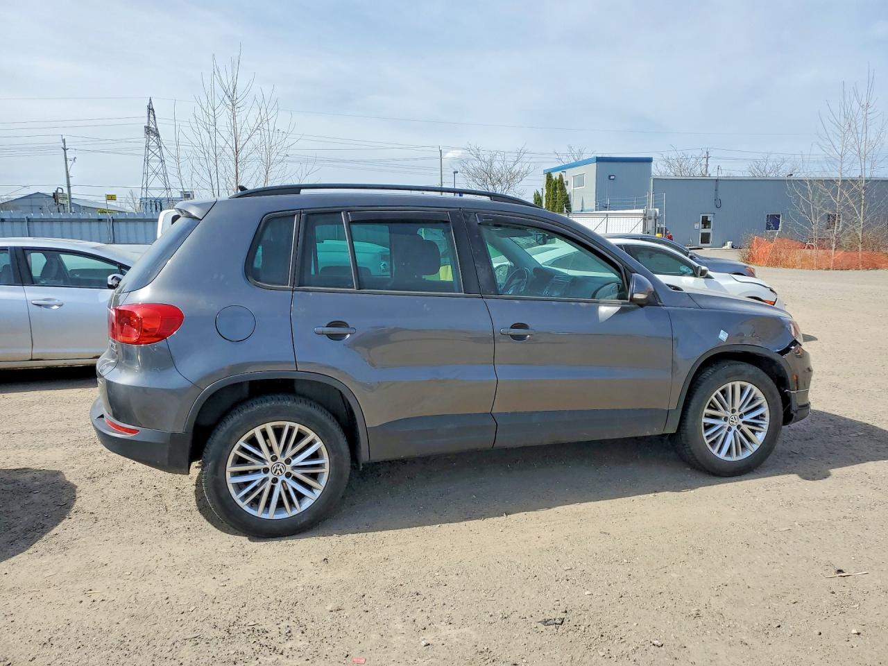 VOLKSWAGEN TIGUAN 2015 — 4