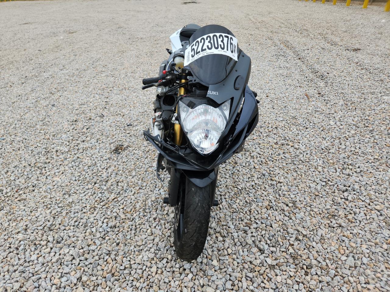 SUZUKI GSX-R750 2015 — 3
