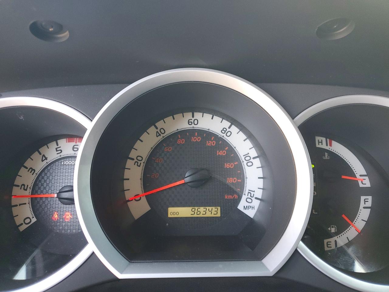 TOYOTA TACOMA 2015 — 10