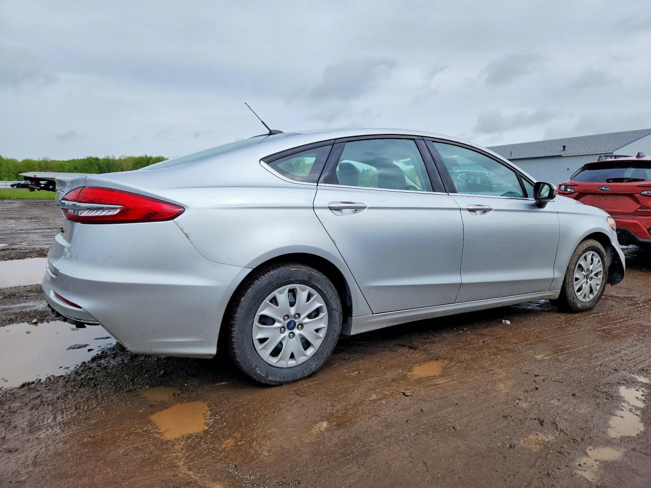 FORD FUSION 2019 — 4