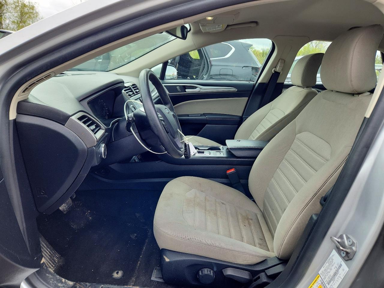 FORD FUSION 2019 — 8
