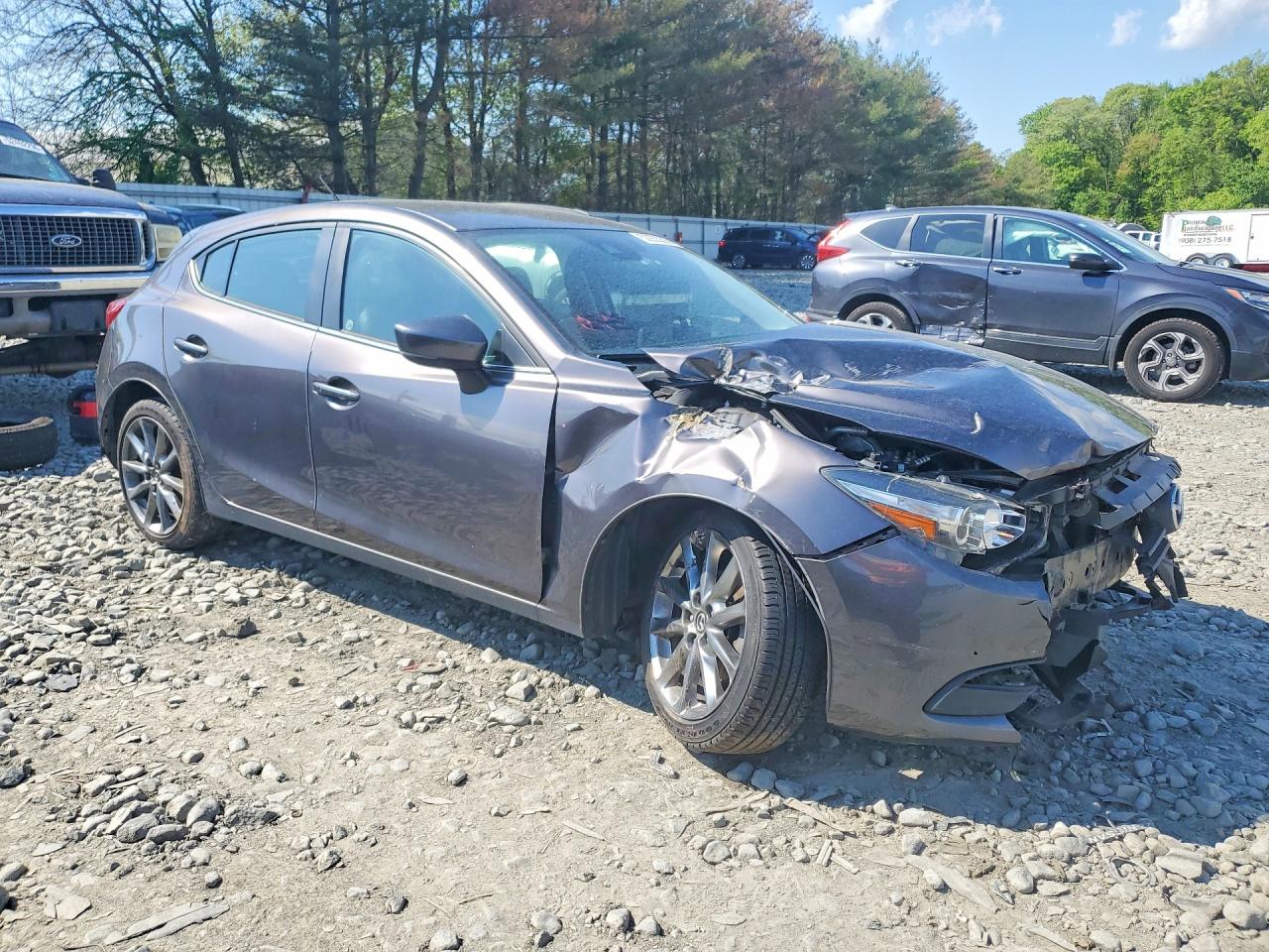 MAZDA 3 2018 — 5
