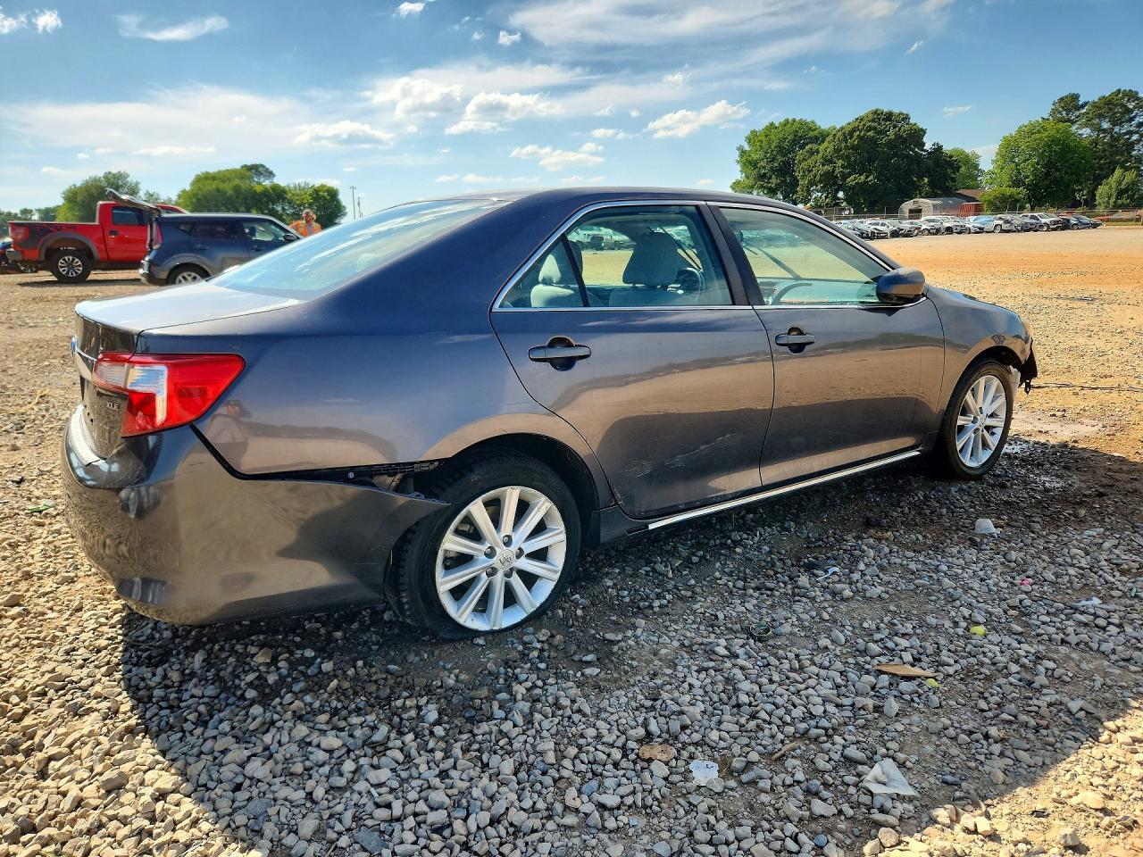 TOYOTA CAMRY 2012 — 4