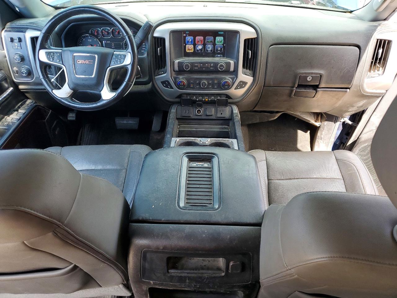 GMC SIERRA 2018 — 9