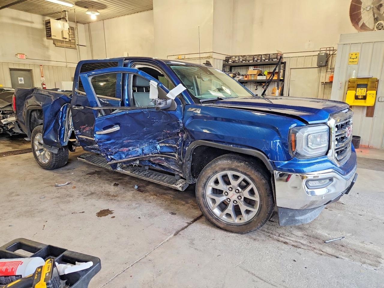 GMC SIERRA 2018 — 5