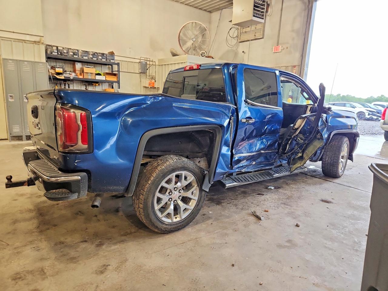 GMC SIERRA 2018 — 4