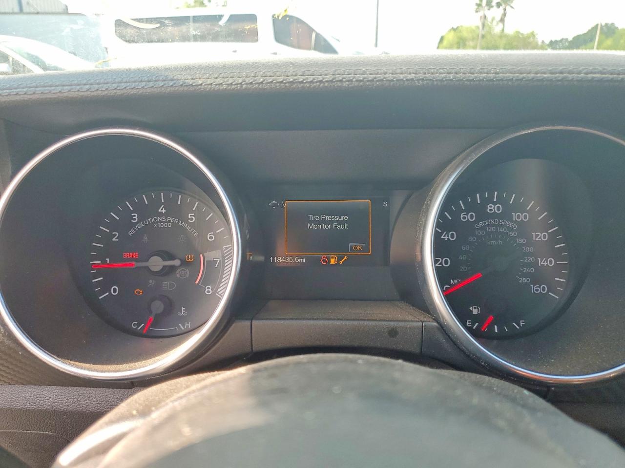 FORD MUSTANG 2018 — 10