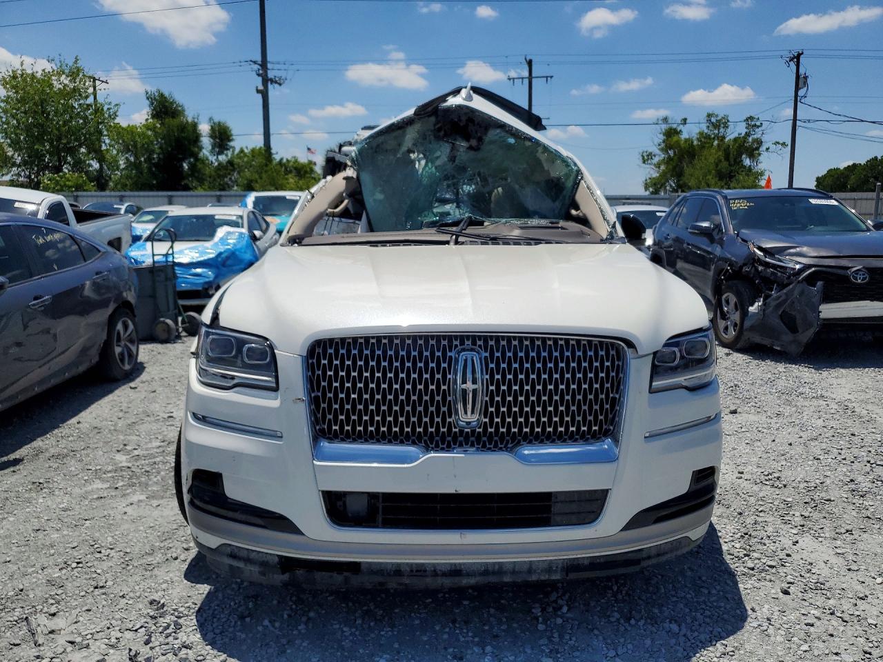 LINCOLN NAVIGATOR 2023 — 6
