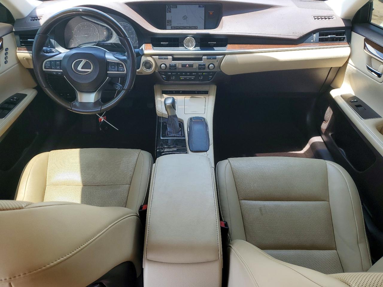 LEXUS ES 2016 — 9