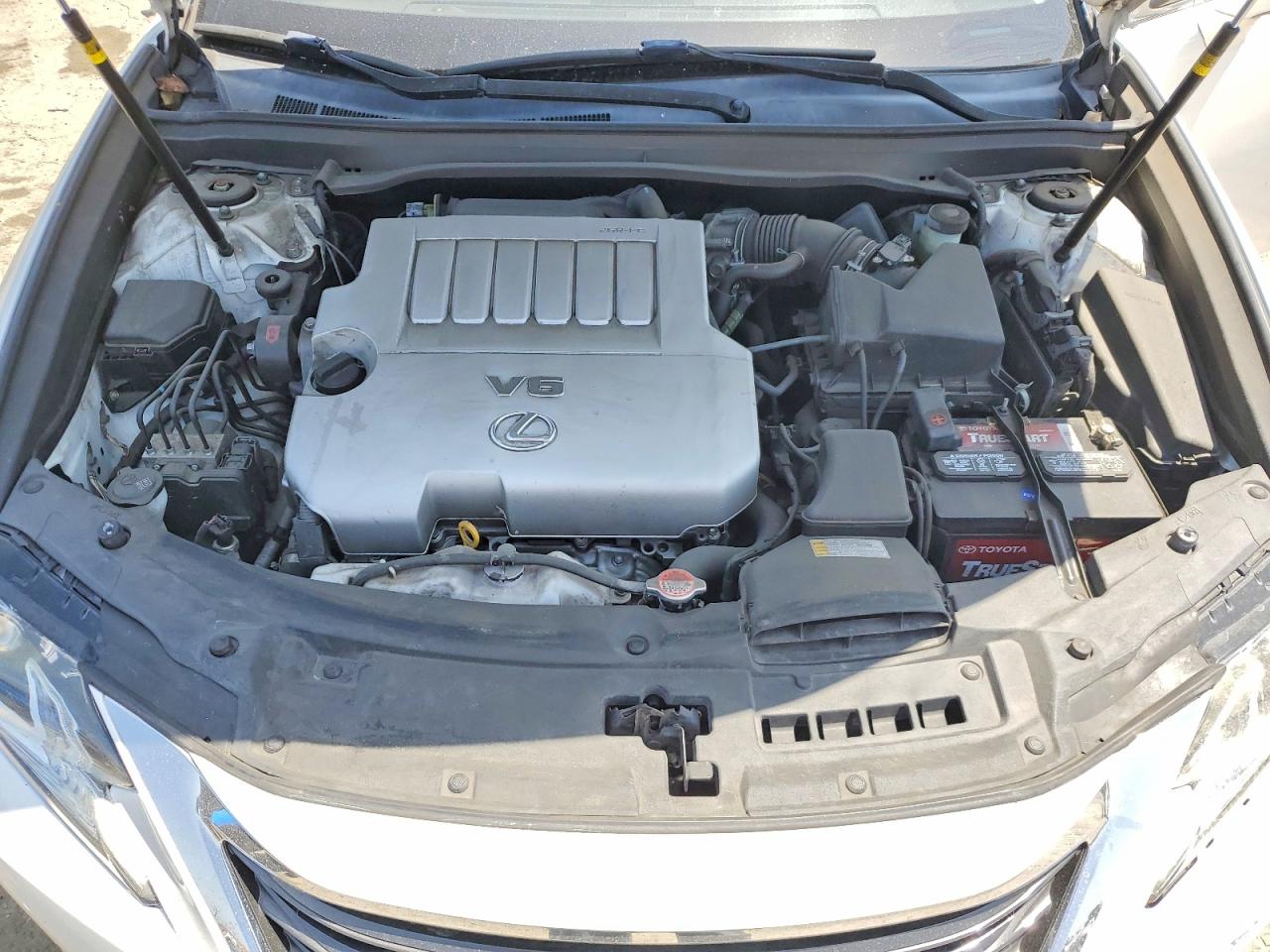 LEXUS ES 2016 — 12