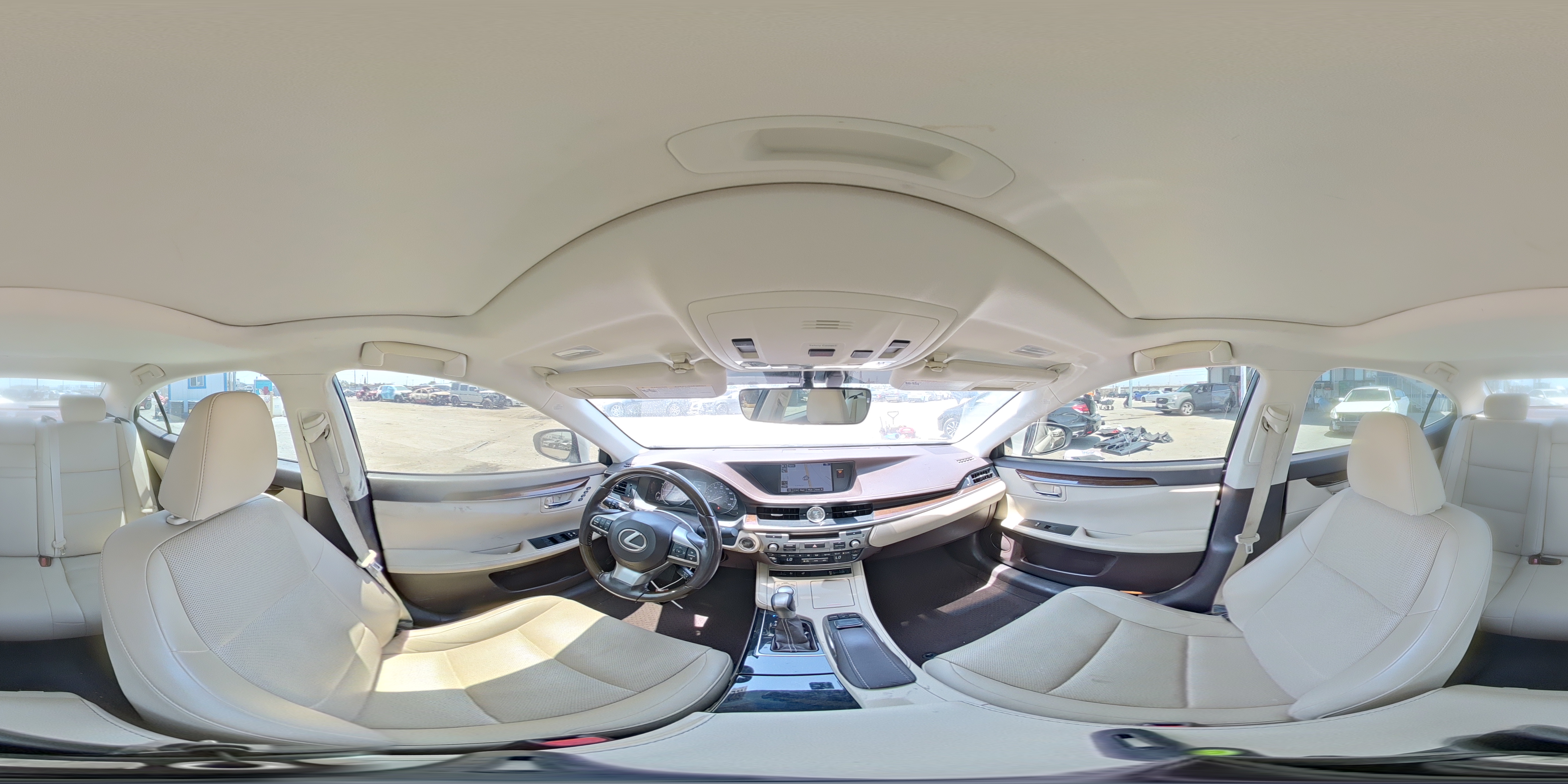 LEXUS ES 2016 — 14