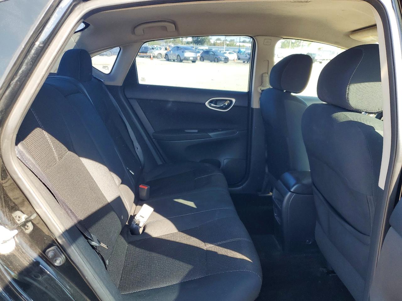 NISSAN SENTRA 2015 — 11