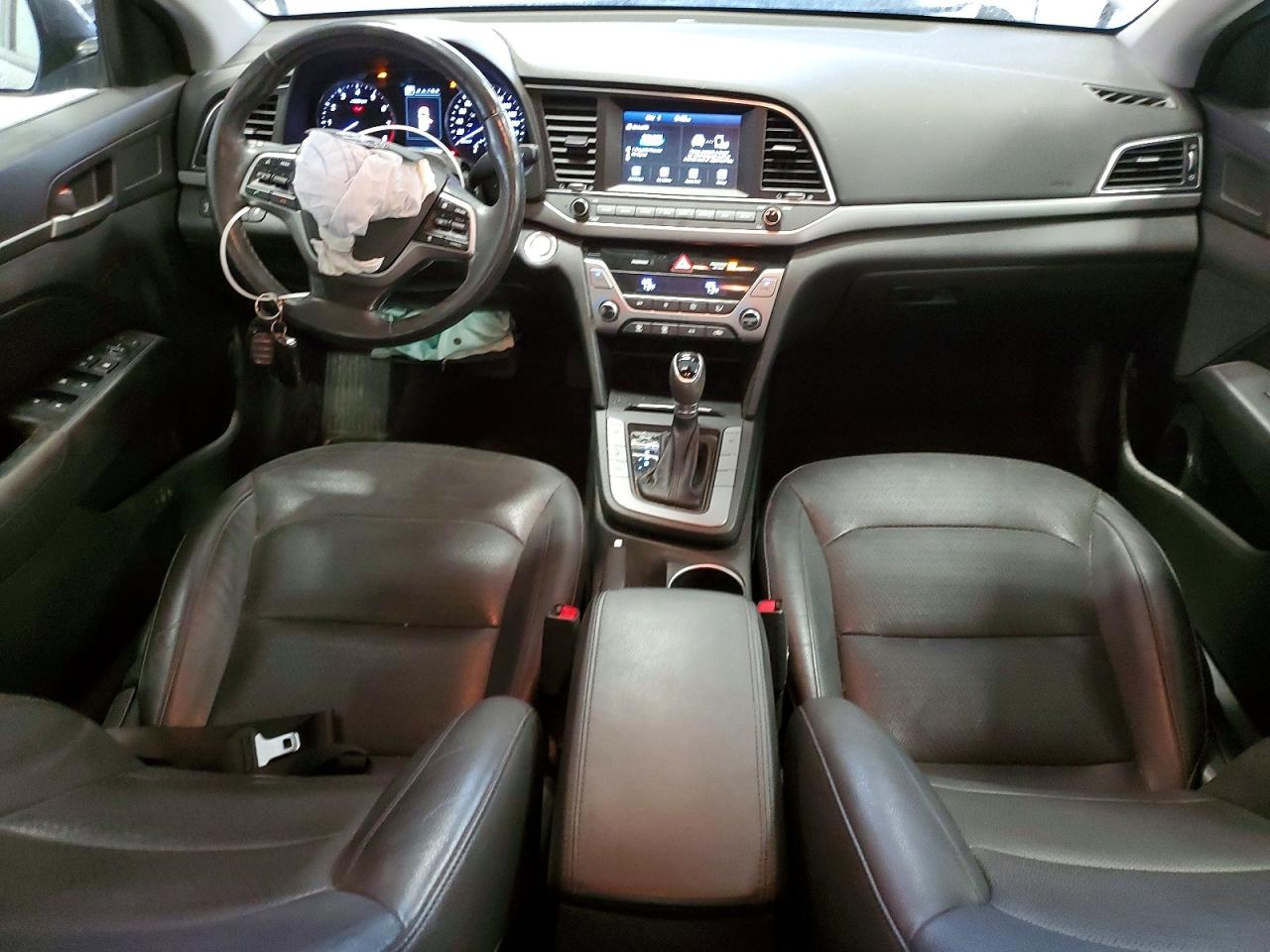 HYUNDAI ELANTRA 2018 — 9
