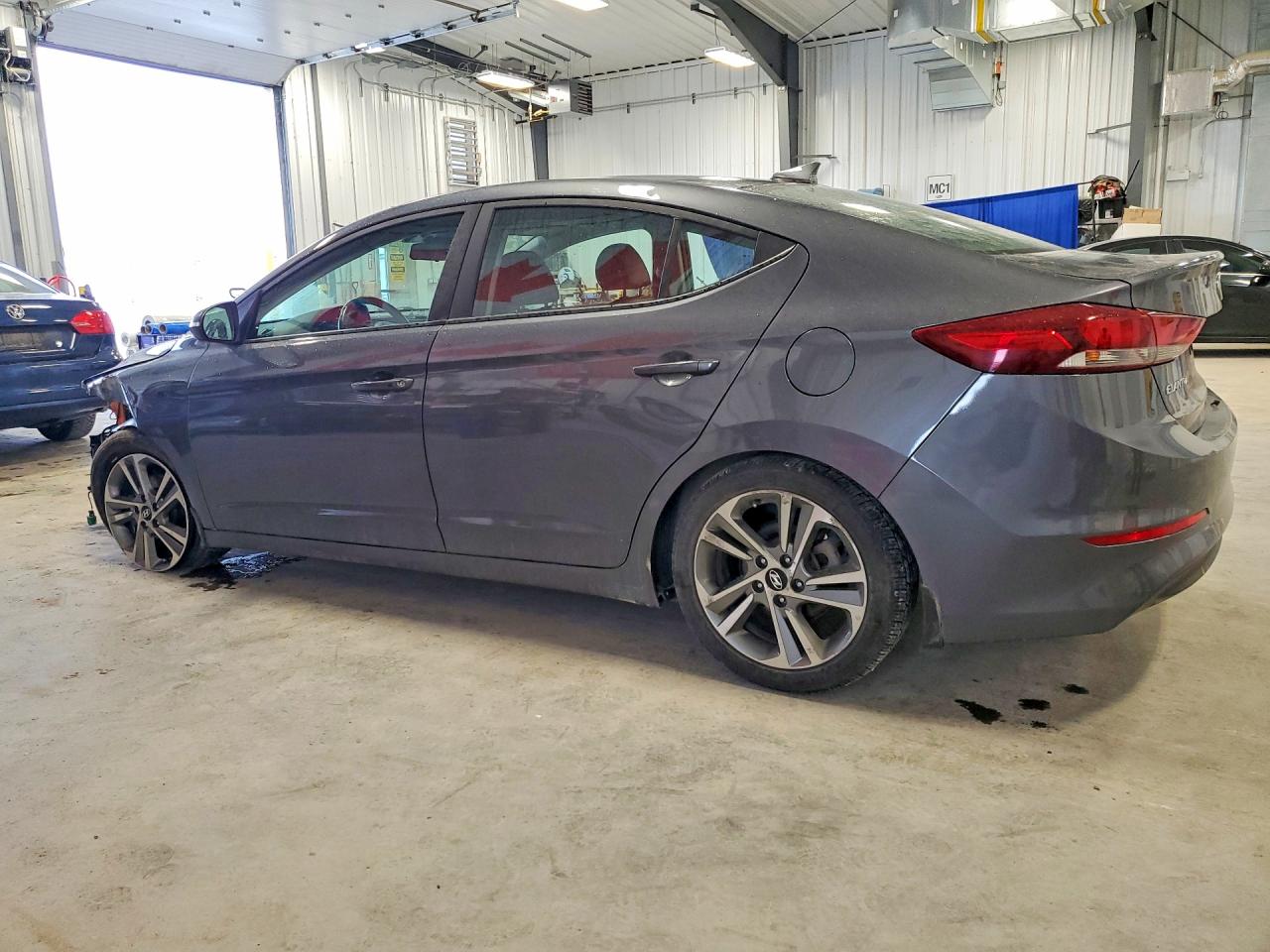 HYUNDAI ELANTRA 2018 — 3