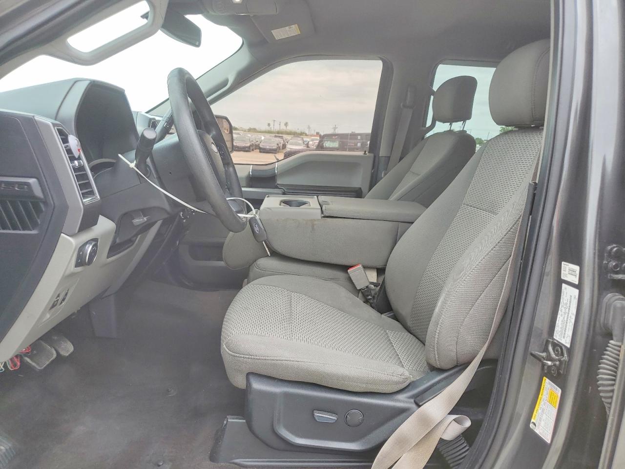 FORD F150 2020 — 8