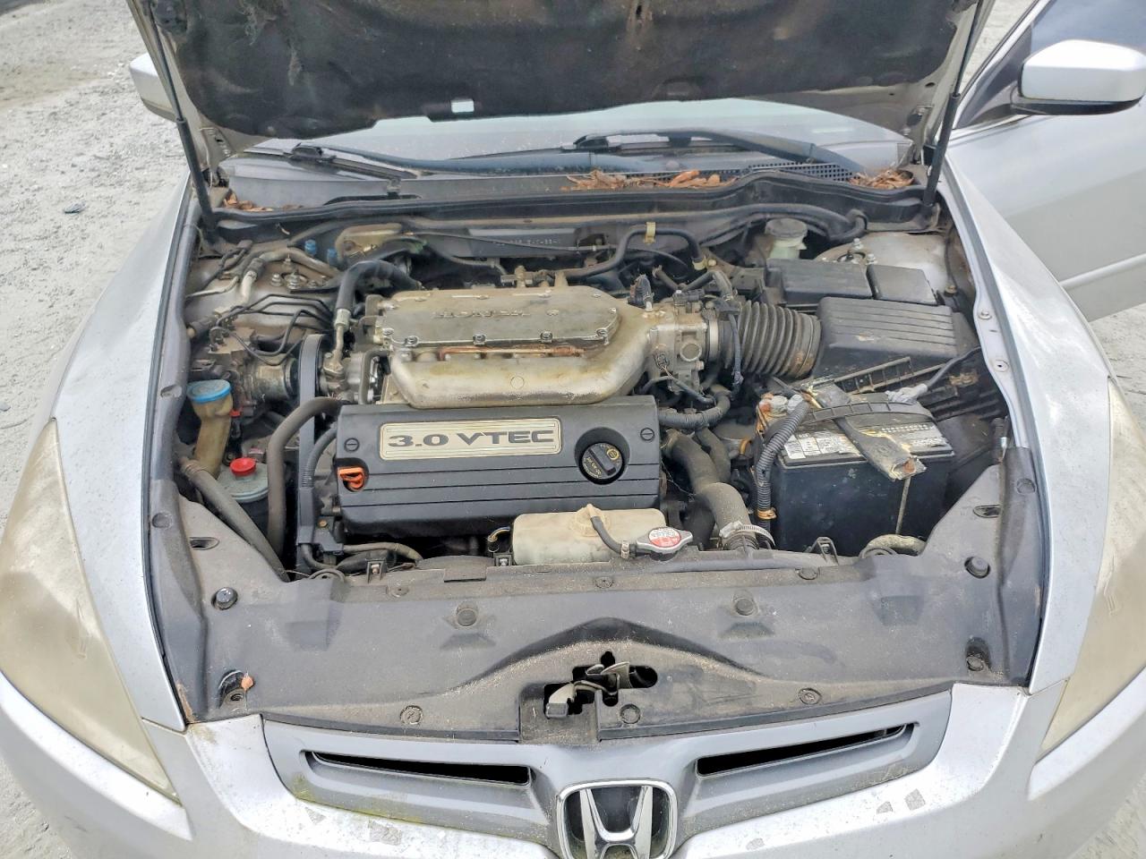 HONDA ACCORD 2005 — 12
