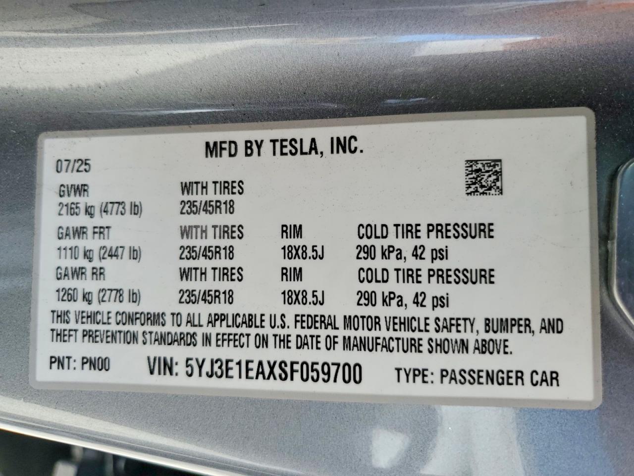 TESLA MODEL 3 2025 — 13