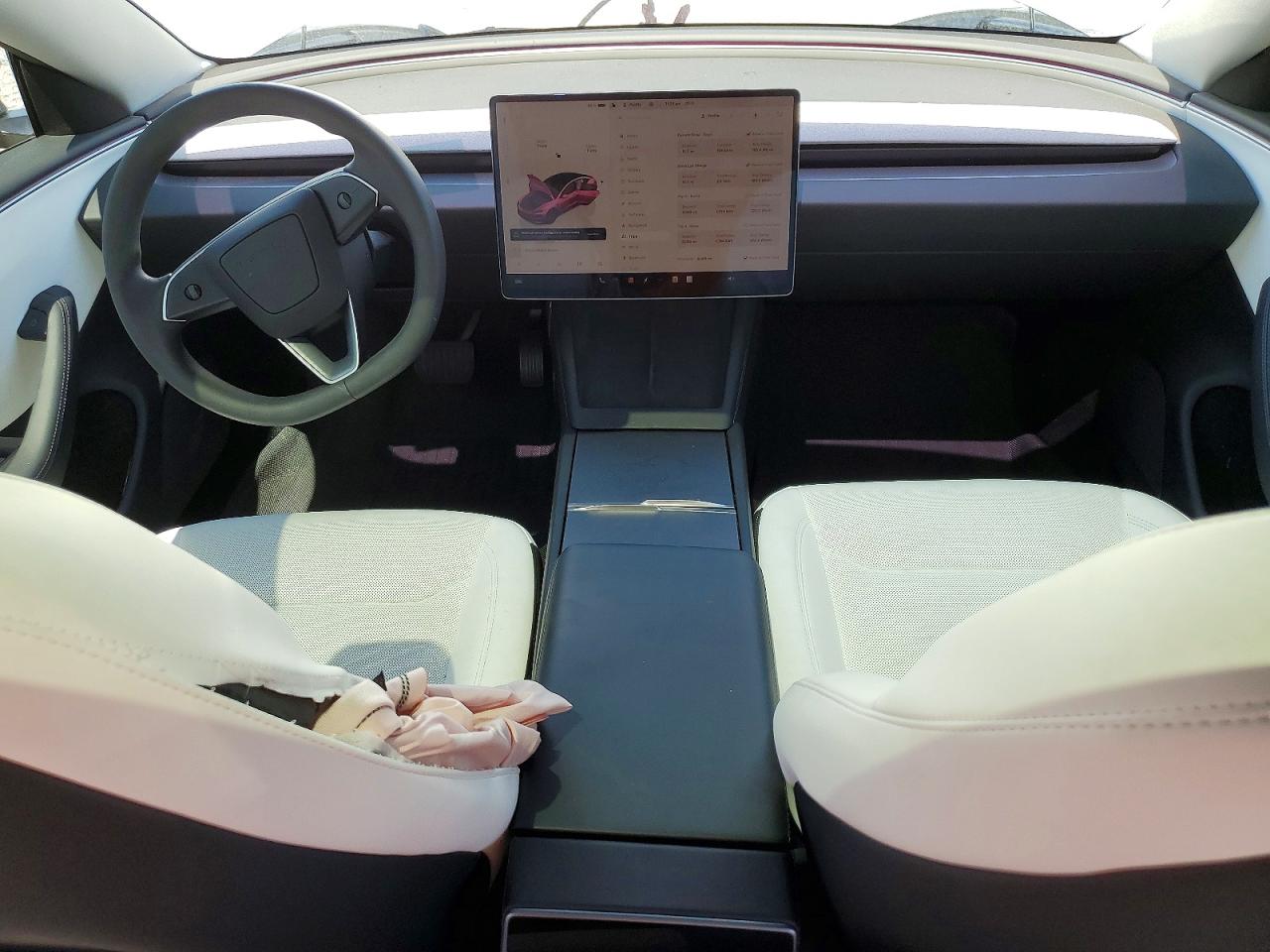 TESLA MODEL 3 2025 — 9