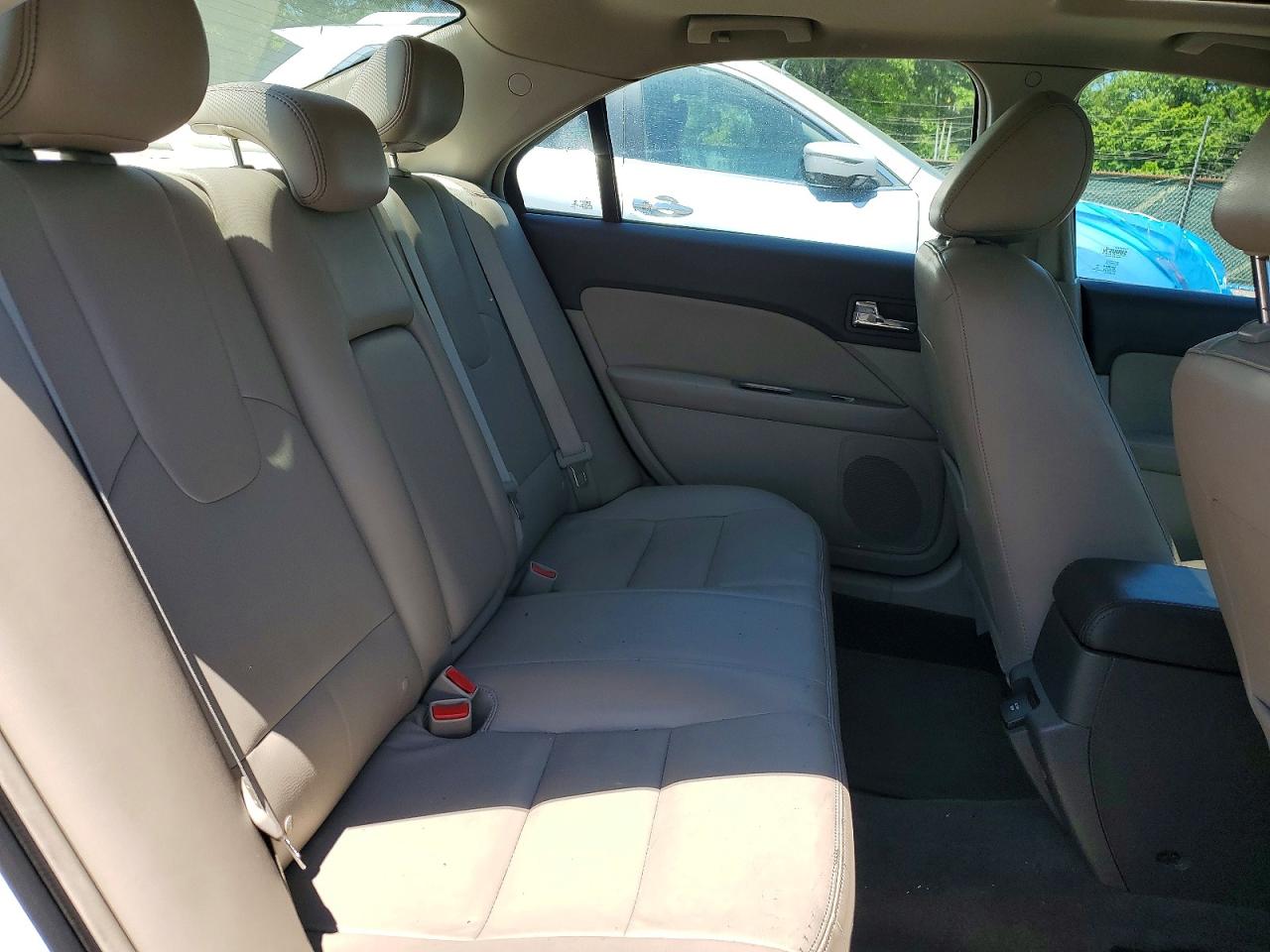 FORD FUSION 2012 — 11