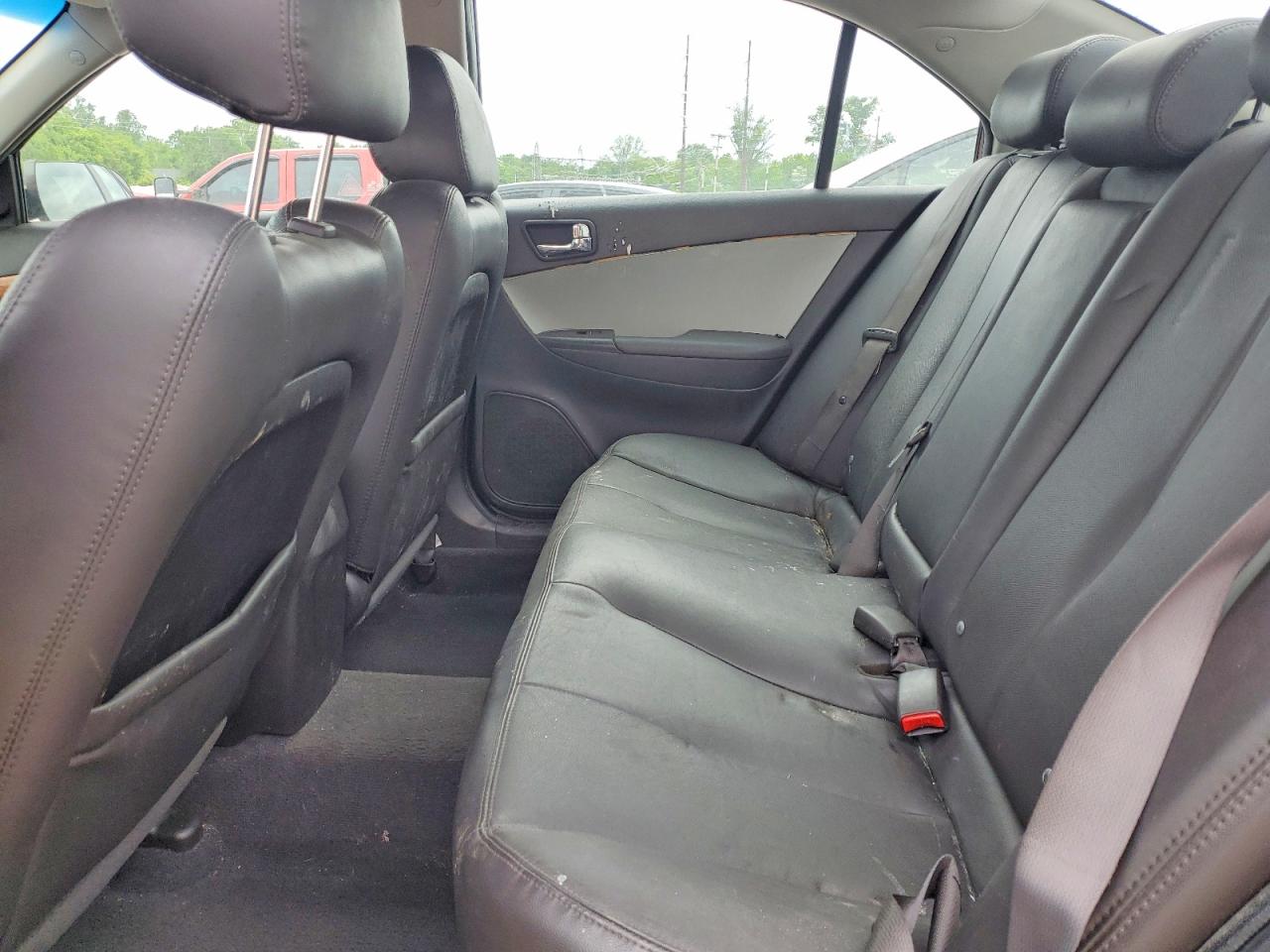 HYUNDAI SONATA 2010 — 11