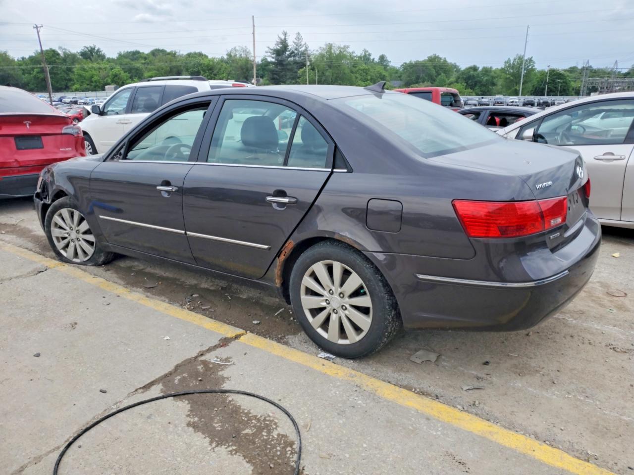 HYUNDAI SONATA 2010 — 3
