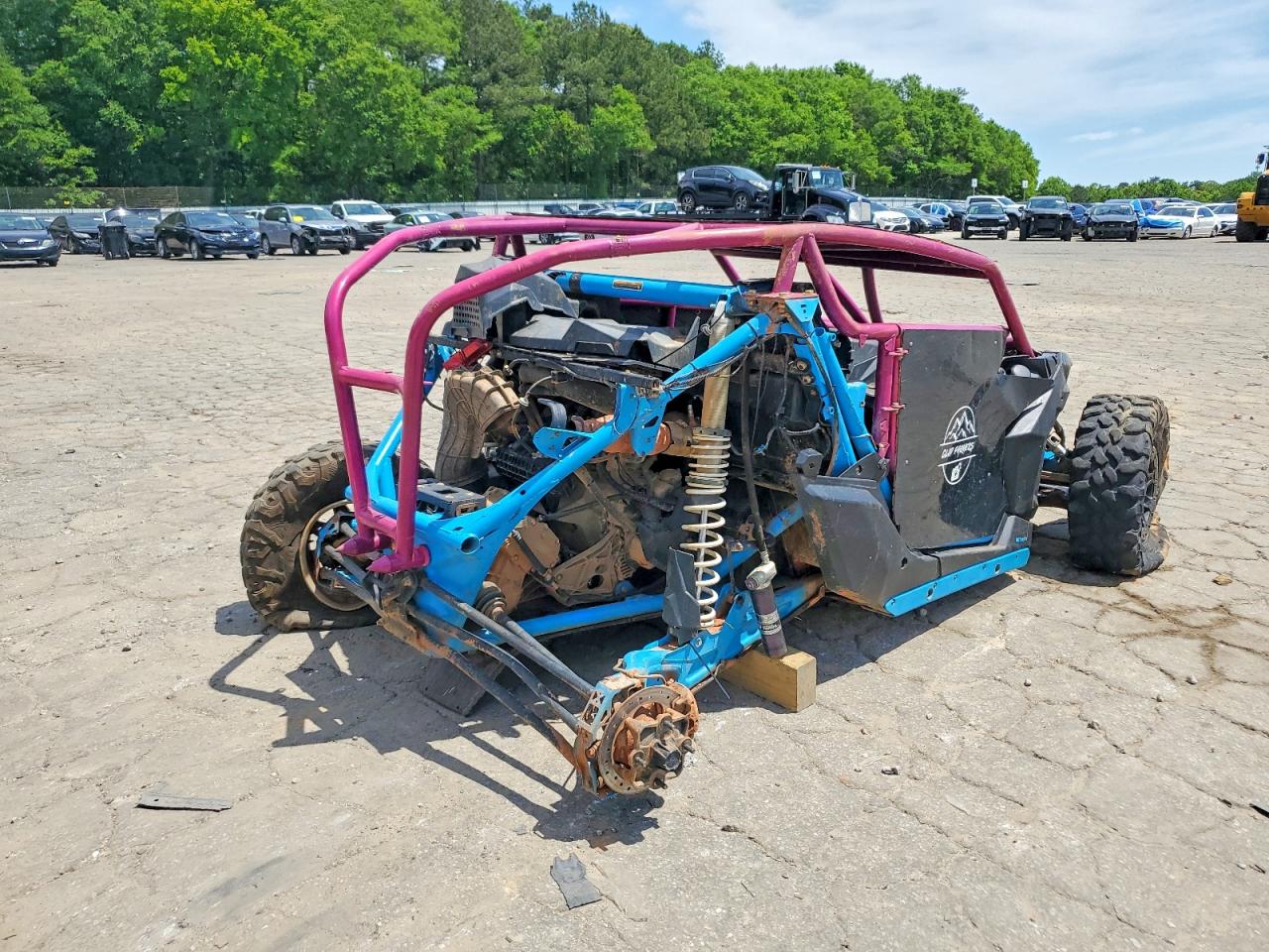 CAN-AM MAVERICK 2018 — 5