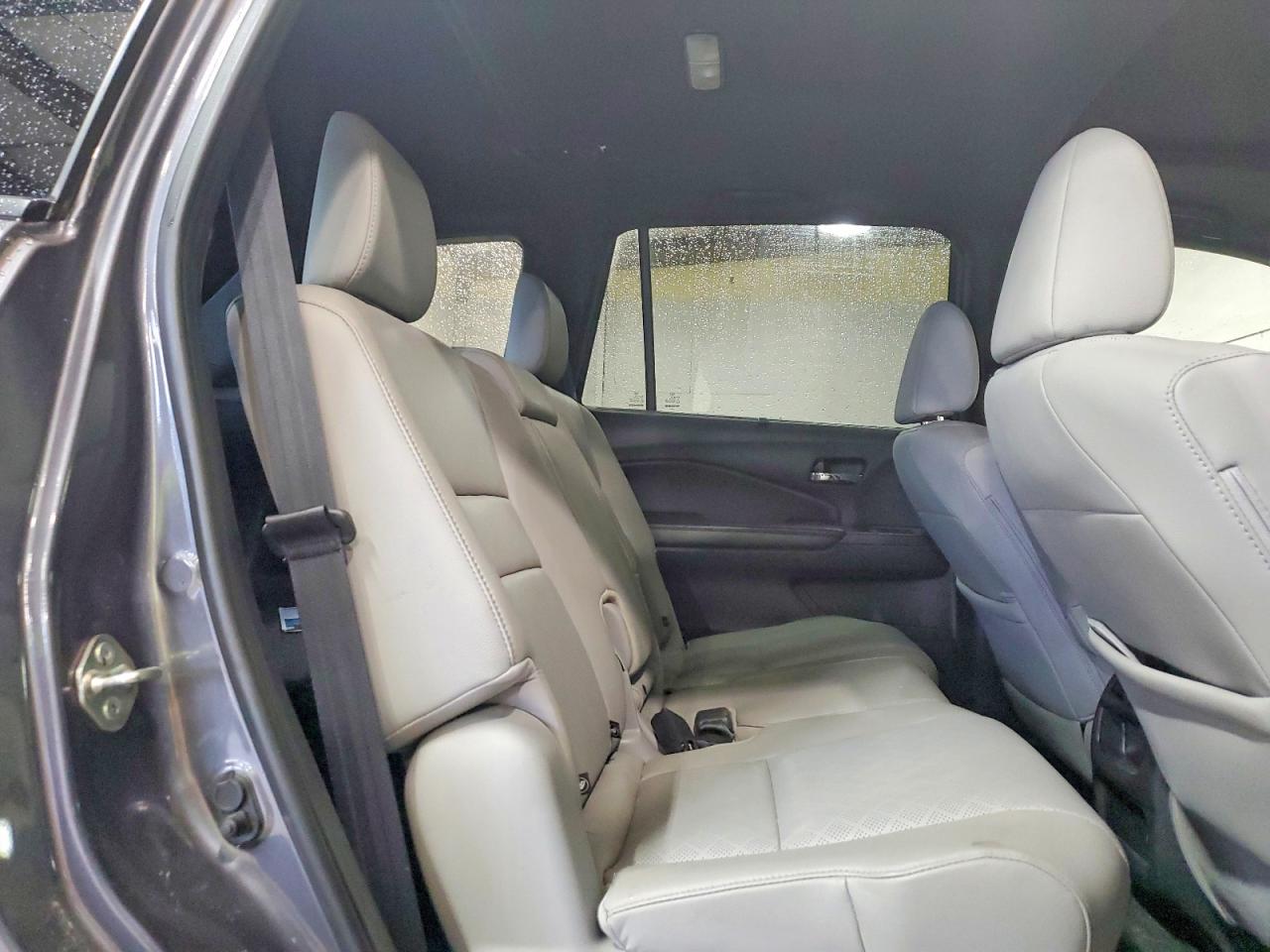 HONDA PASSPORT 2019 — 12