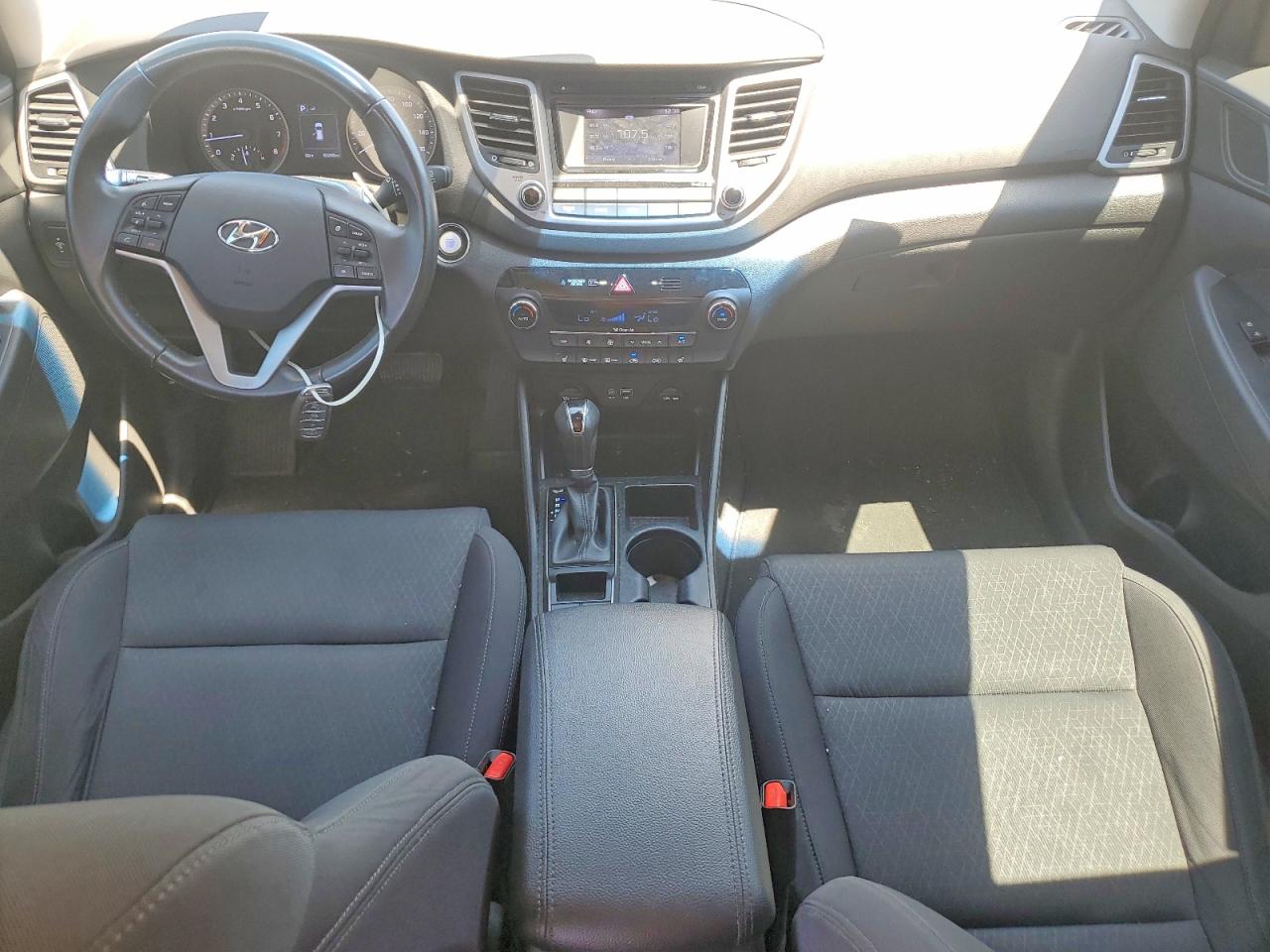 HYUNDAI TUCSON 2017 — 9