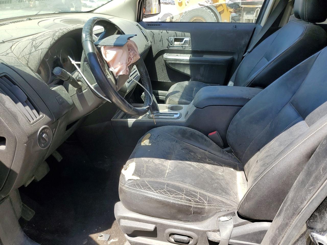 FORD EDGE 2010 — 8