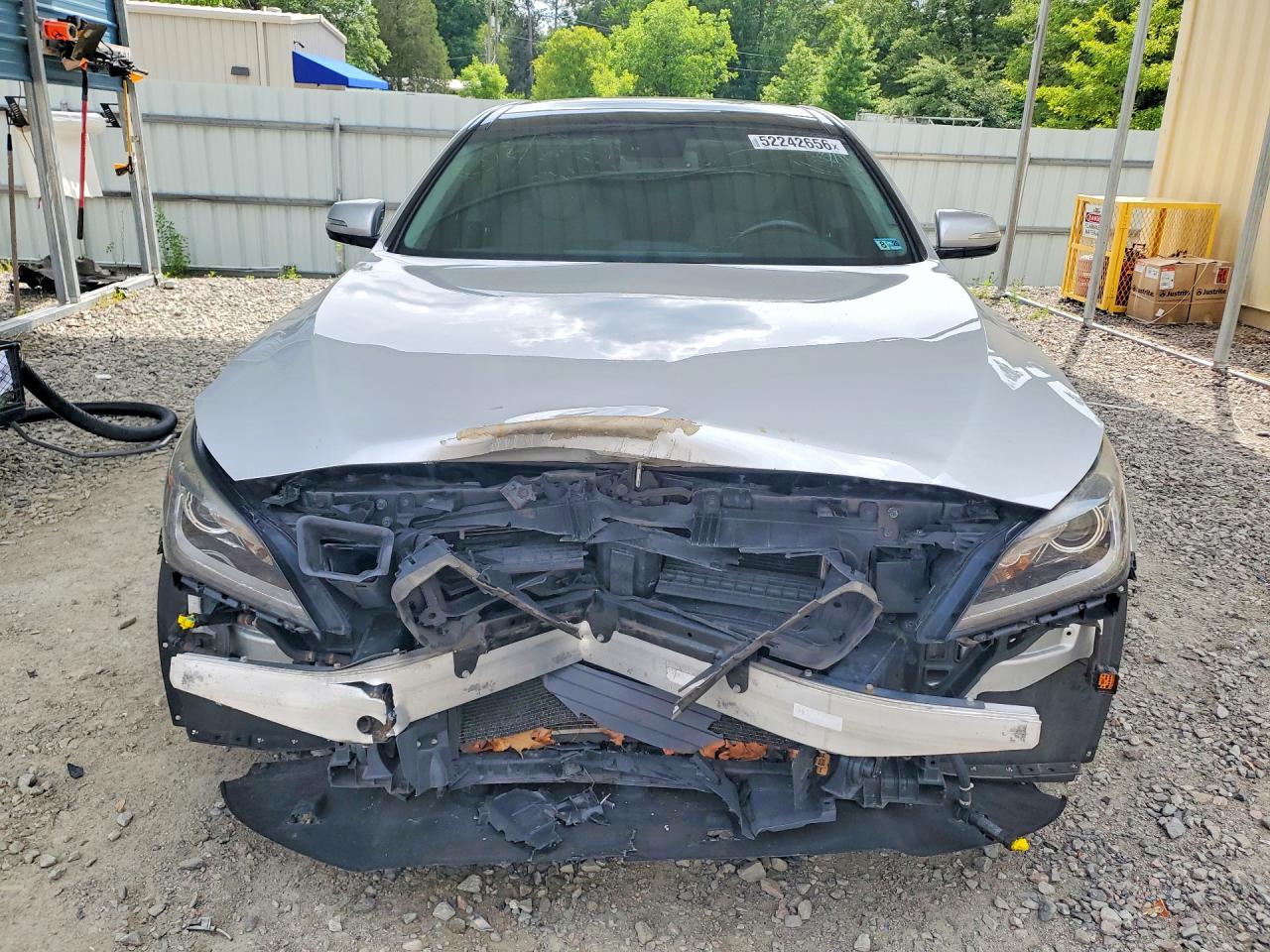 HYUNDAI GENESIS 2016 — 6