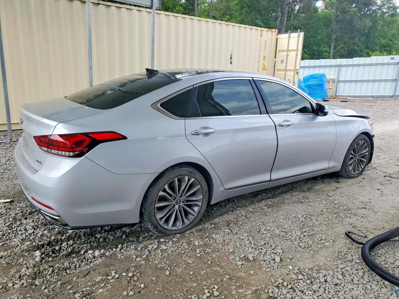 HYUNDAI GENESIS 2016 — 4