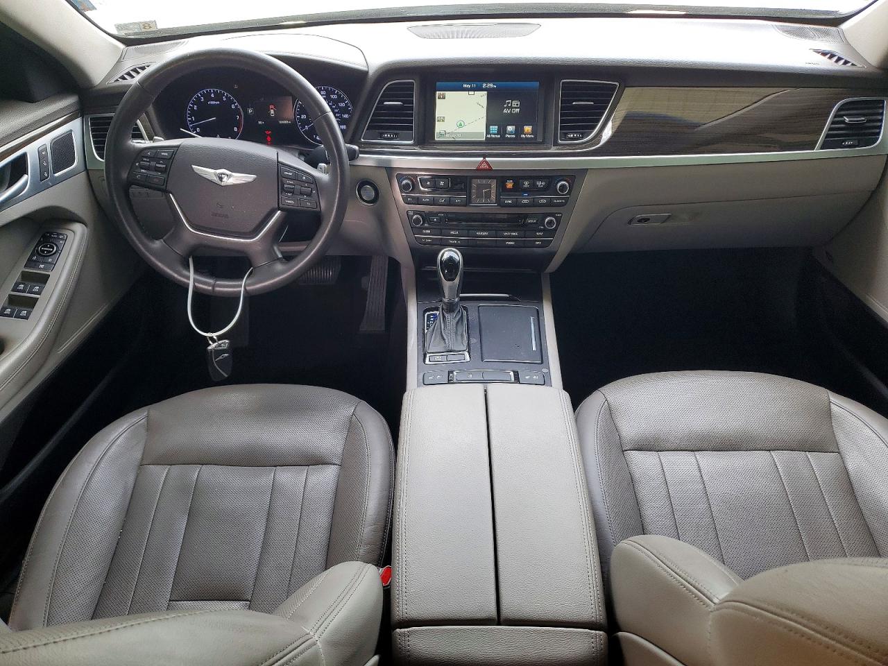 HYUNDAI GENESIS 2016 — 9