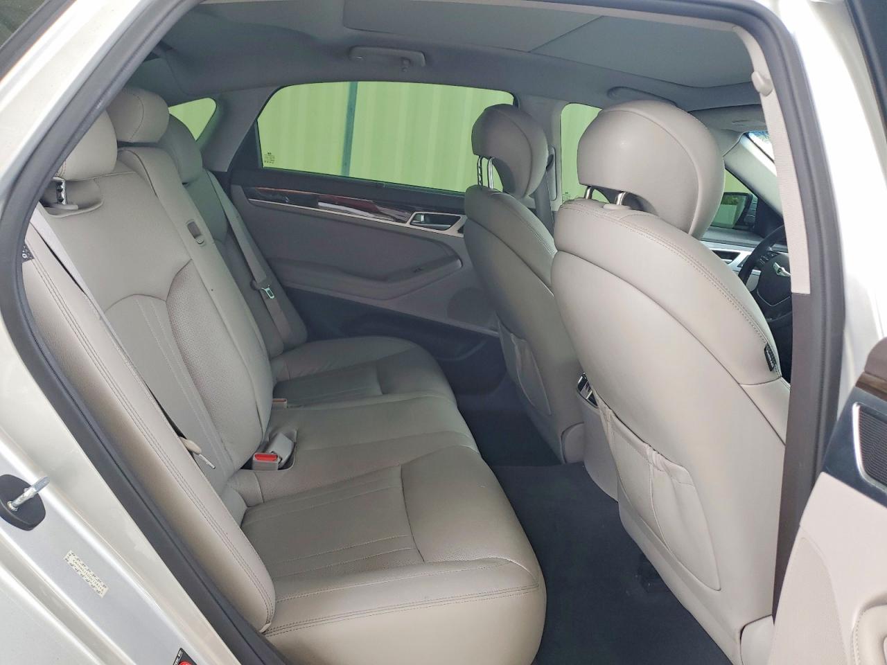 HYUNDAI GENESIS 2016 — 11