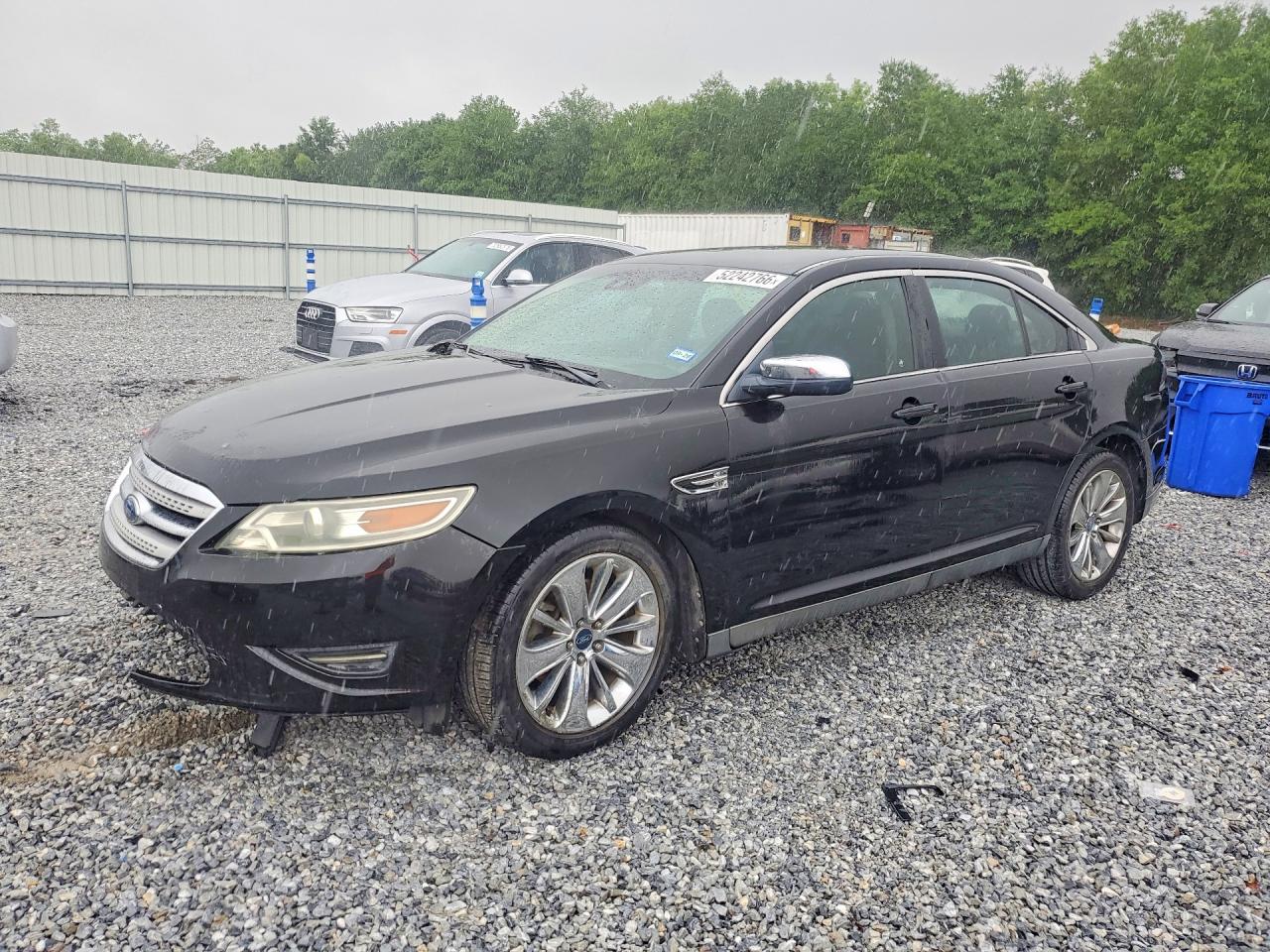 FORD TAURUS 2010 — 2