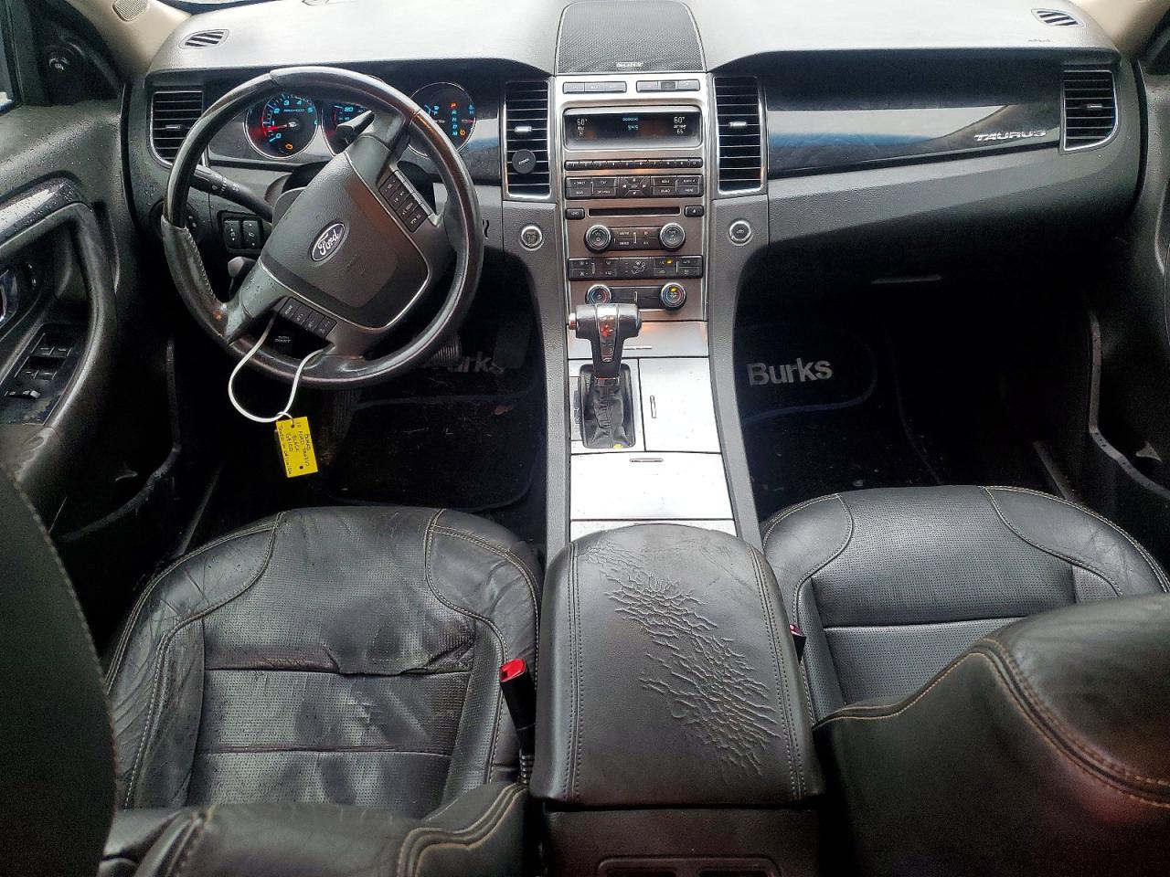 FORD TAURUS 2010 — 9
