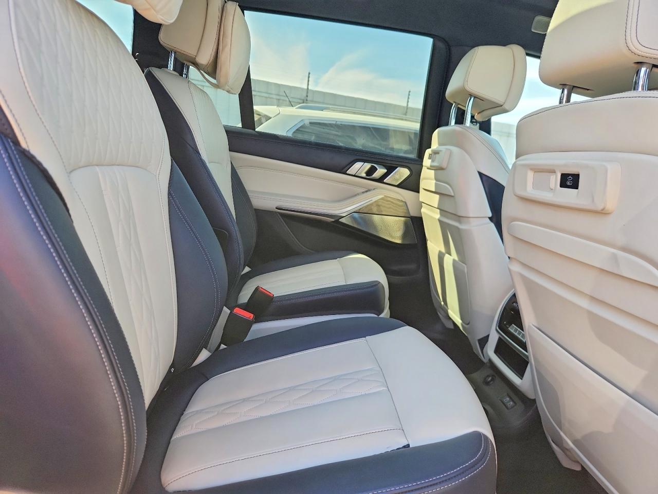 BMW TRUCK/VAN X7 M50I 4DR AWD 2020 — 12