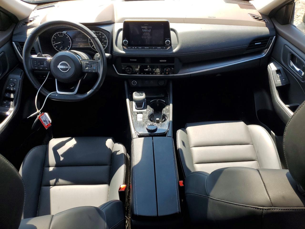 NISSAN ROGUE 2023 — 9