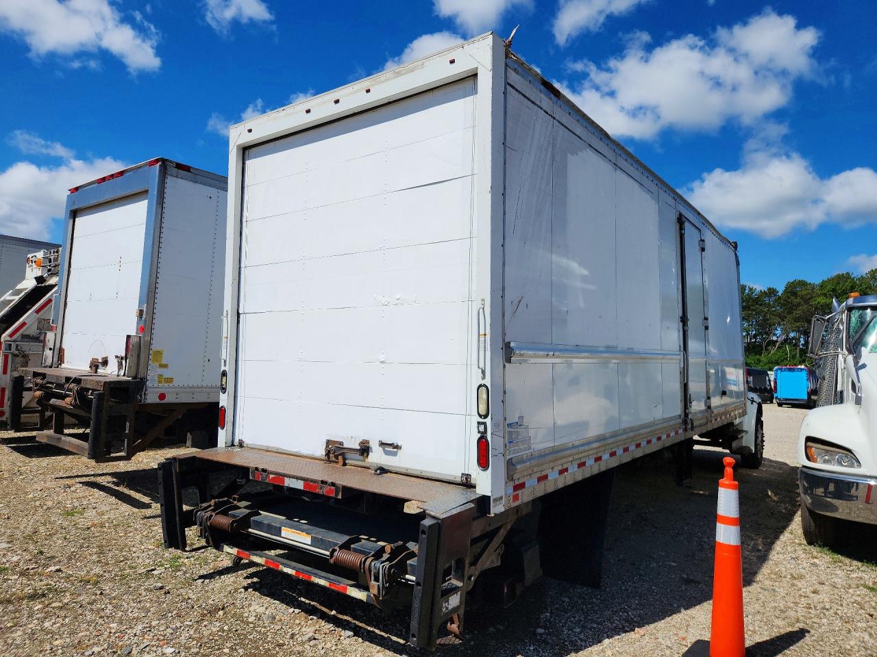 FREIGHTLINER M2 2016 — 4
