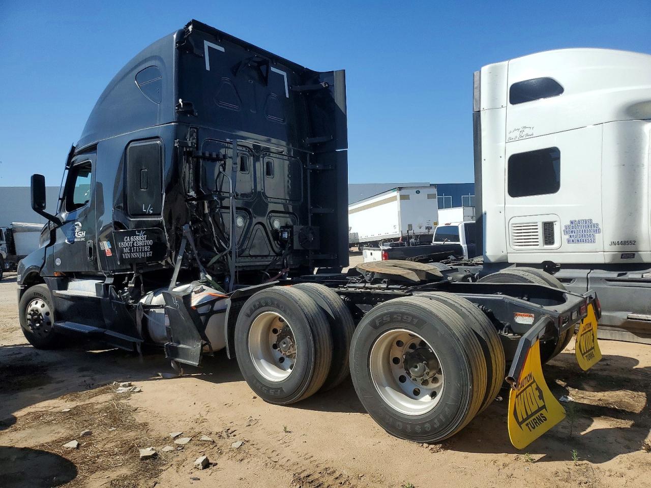 FREIGHTLINER CASCADIA 126 2022 — 4
