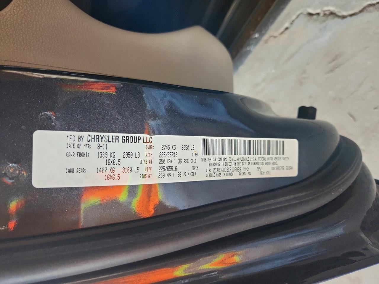DODGE GRAND CARAVAN 2012 — 14