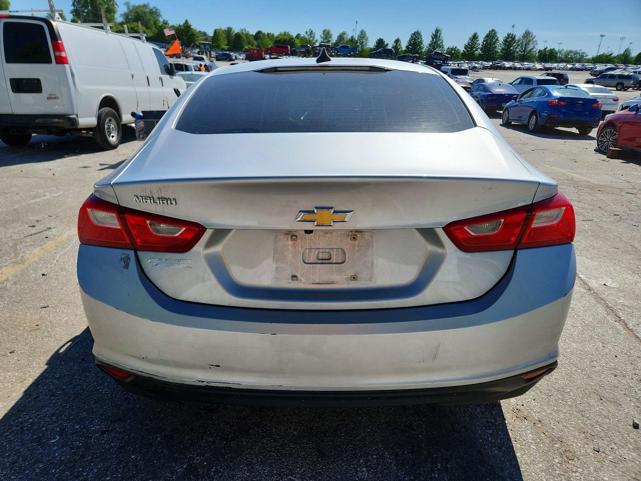 CHEVROLET MALIBU 2018 — 7