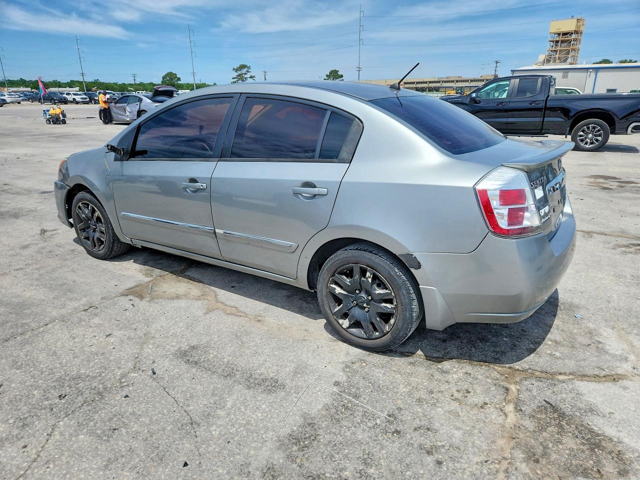 NISSAN SENTRA 2012 — 3