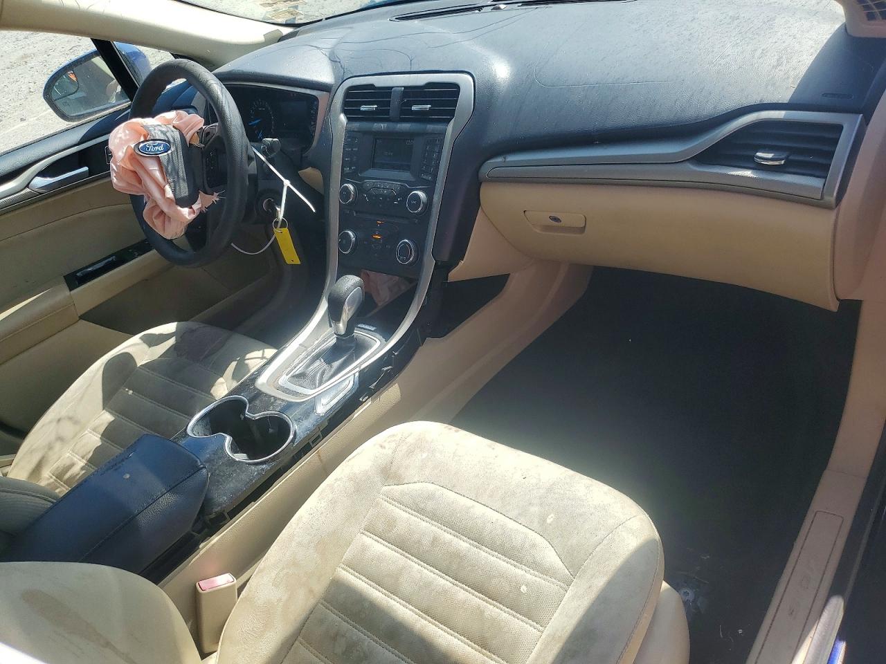 FORD FUSION 2015 — 9