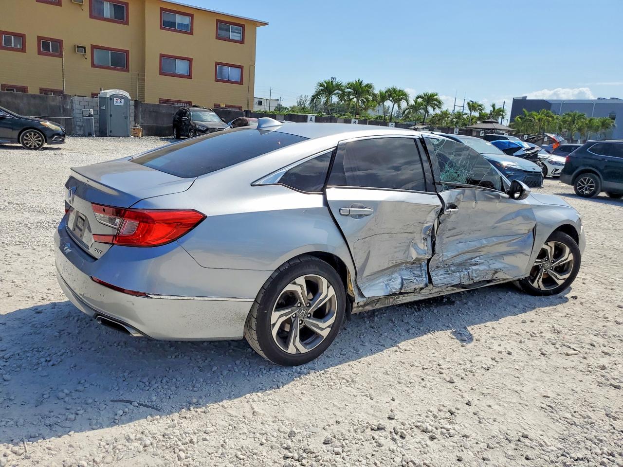 HONDA ACCORD 2018 — 4