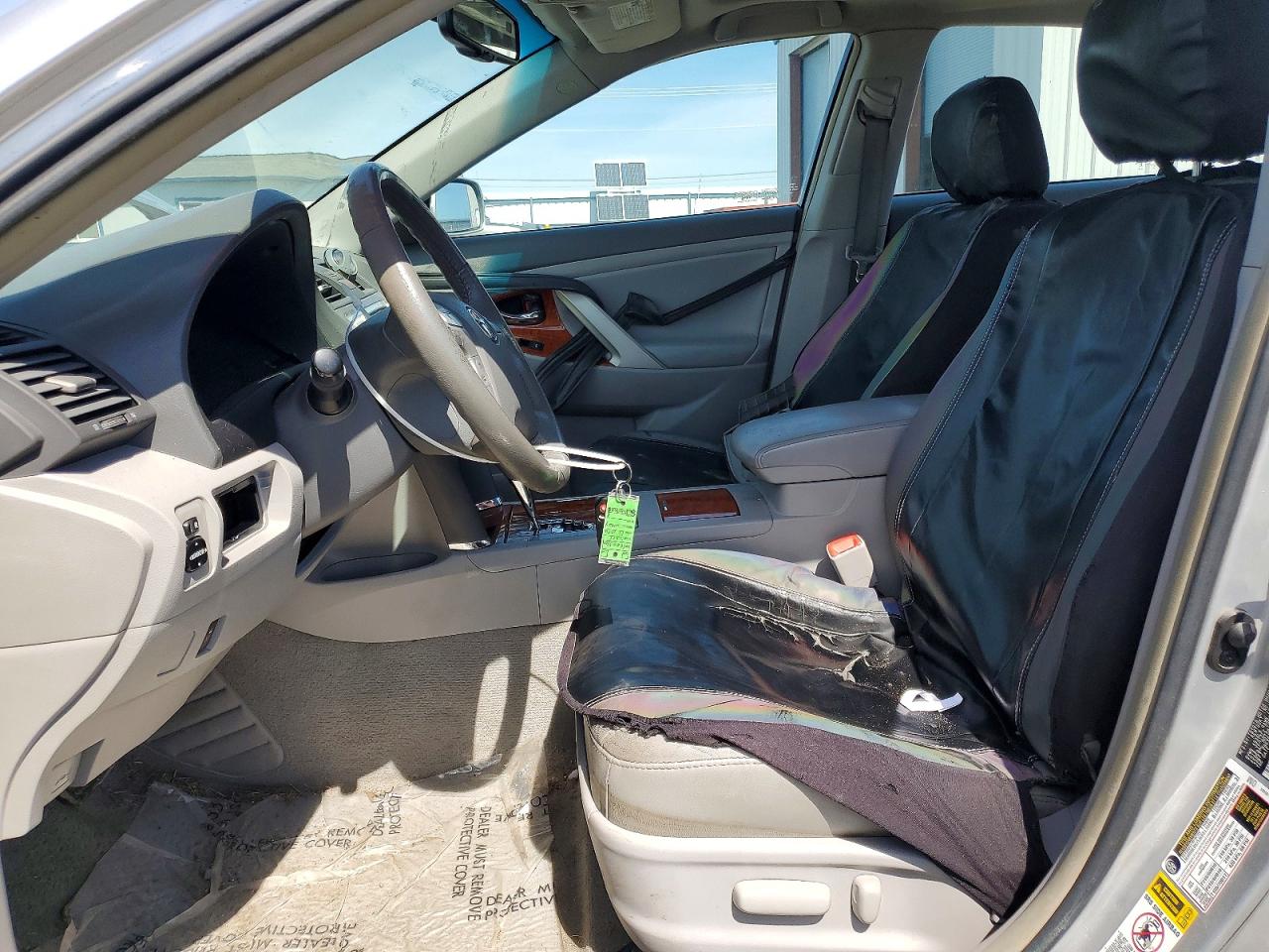 TOYOTA CAMRY 2011 — 8