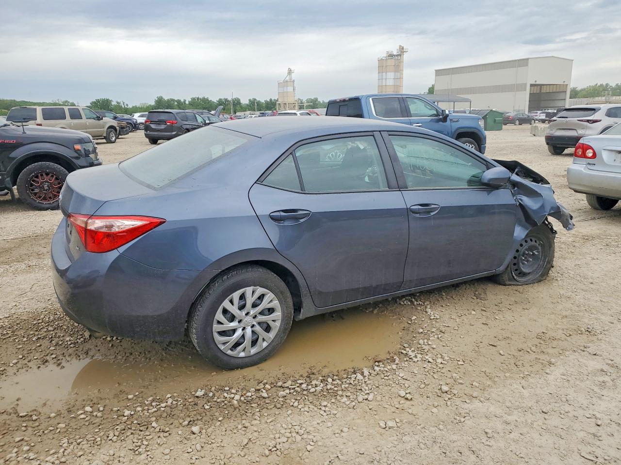 TOYOTA COROLLA 2017 — 4